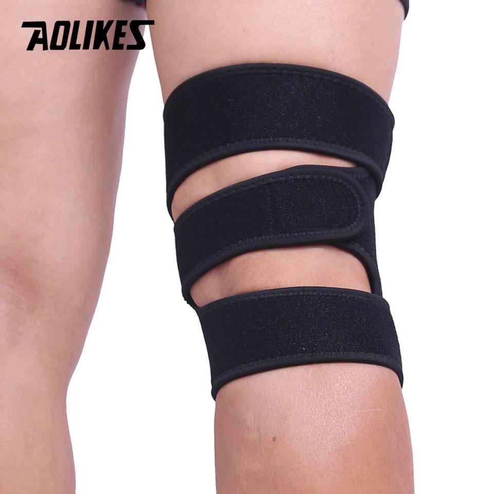 Sports knee pad with silicone cushion. Protect knees and ligament injuries when playing soccer, cycling, gym, jogging...